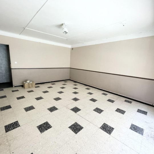  Annonces LANGUEDOC : Office | LE GRAU-DU-ROI (30240) | 31 m2 | 1 000 € 