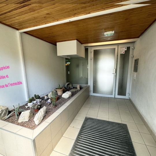  Annonces LANGUEDOC : Appartement | NIMES (30000) | 94 m2 | 98 000 € 