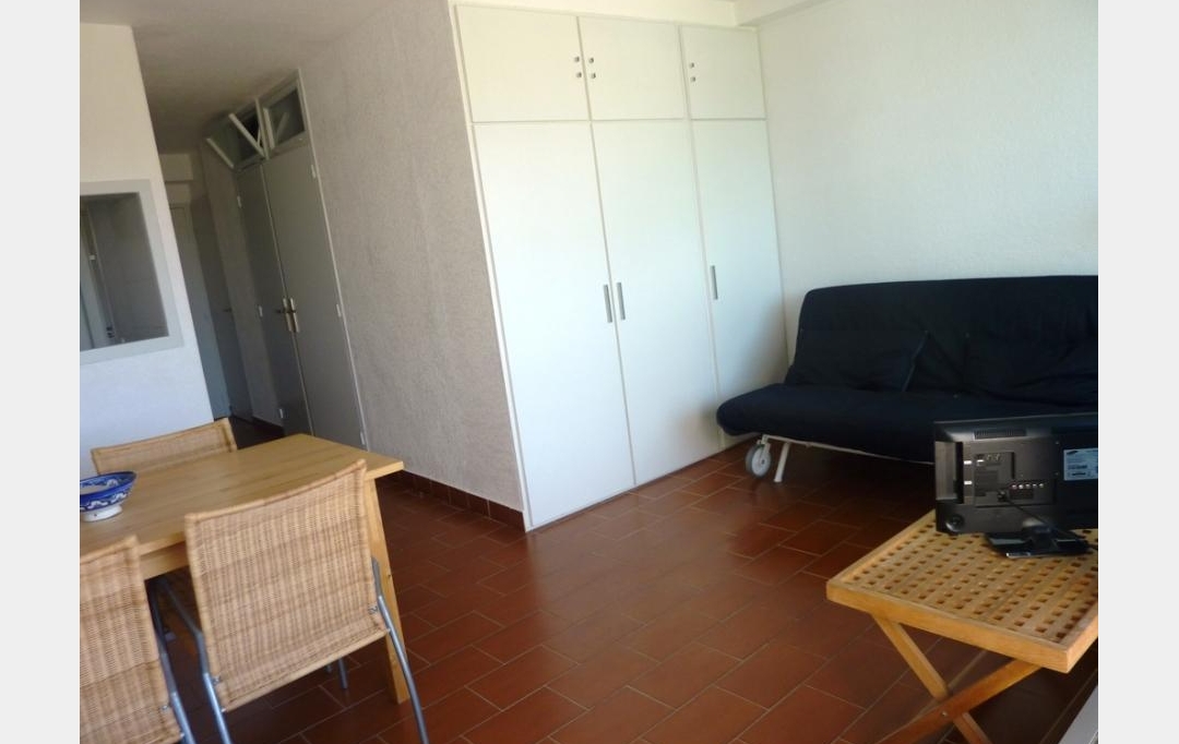 Annonces LANGUEDOC : Appartement | LE GRAU-DU-ROI (30240) | 31 m2 | 334 € 