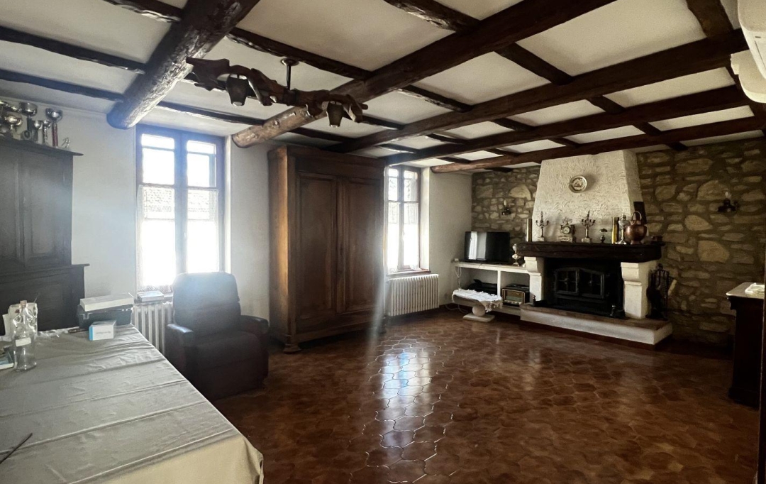 Annonces LANGUEDOC : Maison / Villa | SAINT-GILLES (30800) | 175 m2 | 239 000 € 