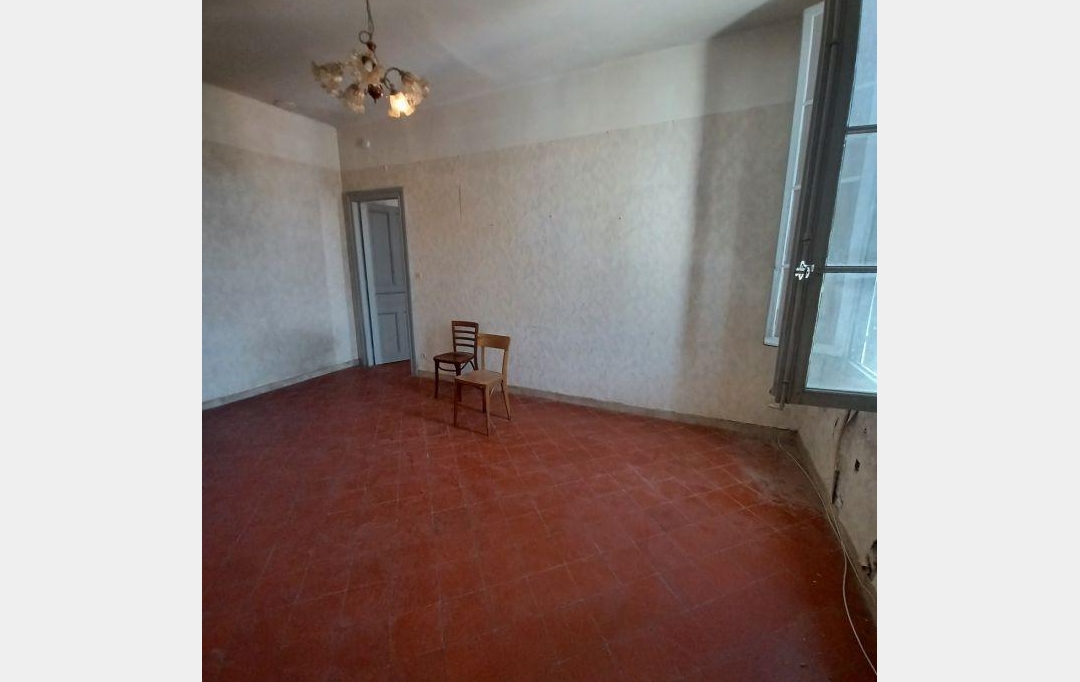 Annonces LANGUEDOC : Appartement | NIMES (30000) | 51 m2 | 55 000 € 