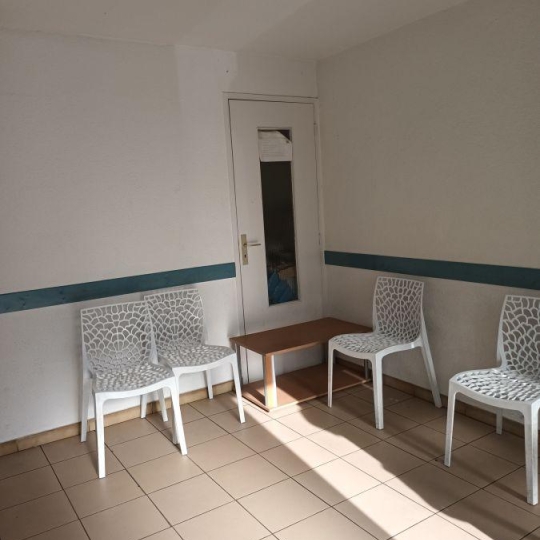  Annonces LANGUEDOC : Other | NIMES (30900) | 43 m2 | 650 € 
