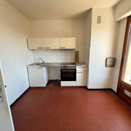  Annonces LANGUEDOC : Apartment | NIMES (30900) | 33 m2 | 547 € 