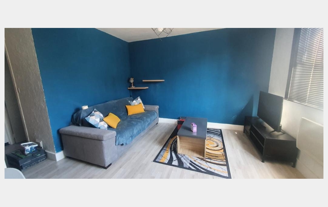 Annonces LANGUEDOC : Appartement | NIMES (30000) | 20 m2 | 400 € 