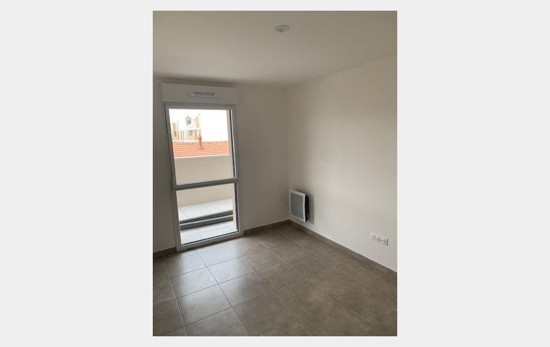 Annonces LANGUEDOC : Appartement | NIMES (30000) | 38 m2 | 595 € 
