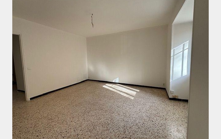  Annonces LANGUEDOC Apartment | SAINT-HILAIRE-D'OZILHAN (30210) | 39 m2 | 510 € 