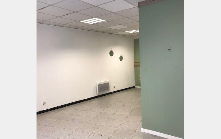  Annonces LANGUEDOC Office | NIMES (30900) | 47 m2 | 365 € 