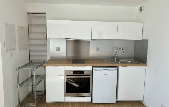  Annonces LANGUEDOC Apartment | NIMES (30000) | 18 m2 | 430 € 